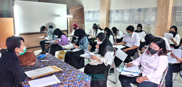 Kegiatan UPK T.A 2021-2022/UPK Paket A,B,C/Foto Bersama siswa Paket C 